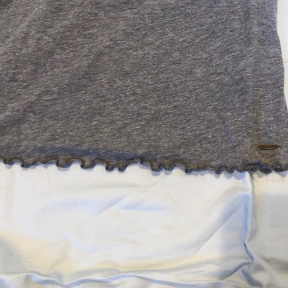 3 nice t shirts - Picture 2 of 2